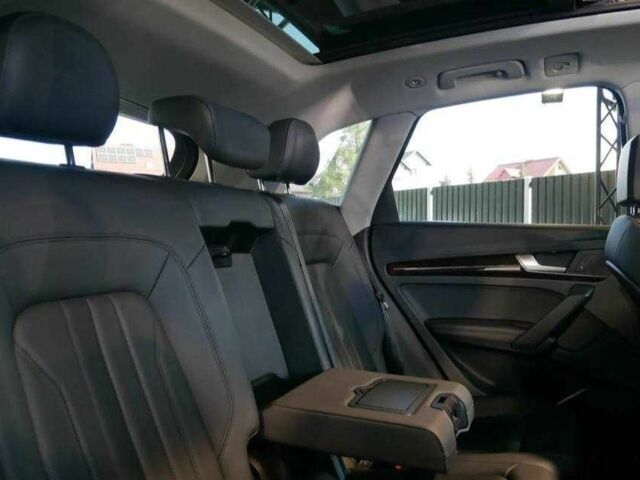 Черный Ауди Ку 5, объемом двигателя 2 л и пробегом 175 тыс. км за 18500 $, фото 19 на Automoto.ua