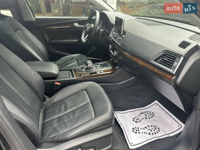 Чорний Ауді Ку 5, об'ємом двигуна 1.98 л та пробігом 87 тис. км за 26900 $, фото 54 на Automoto.ua