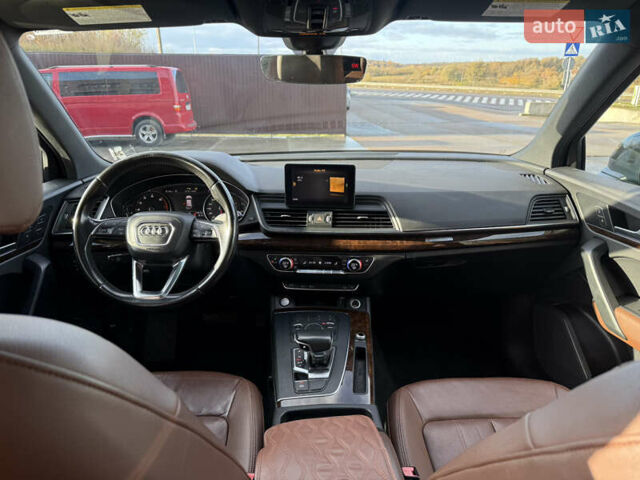 Чорний Ауді Ку 5, об'ємом двигуна 2 л та пробігом 147 тис. км за 22500 $, фото 22 на Automoto.ua
