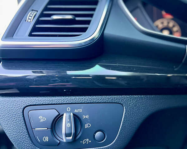 Черный Ауди Ку 5, объемом двигателя 1.98 л и пробегом 112 тыс. км за 27000 $, фото 20 на Automoto.ua