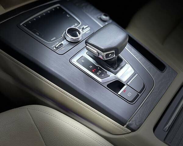 Чорний Ауді Ку 5, об'ємом двигуна 1.98 л та пробігом 99 тис. км за 28500 $, фото 48 на Automoto.ua