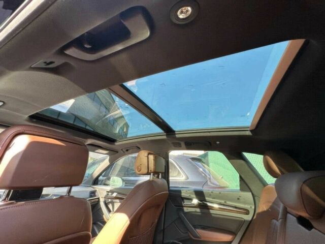 Чорний Ауді Ку 5, об'ємом двигуна 2 л та пробігом 38 тис. км за 15000 $, фото 8 на Automoto.ua