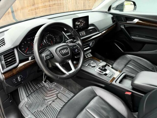 Чорний Ауді Ку 5, об'ємом двигуна 2 л та пробігом 49 тис. км за 14000 $, фото 11 на Automoto.ua