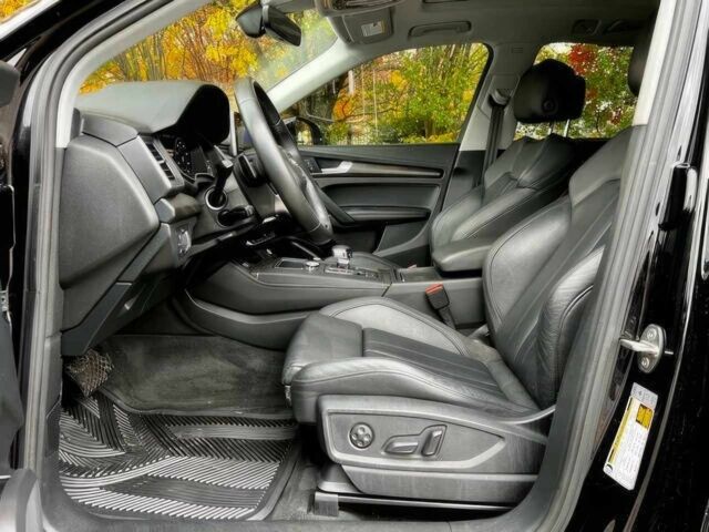 Черный Ауди Ку 5, объемом двигателя 2 л и пробегом 35 тыс. км за 7200 $, фото 8 на Automoto.ua