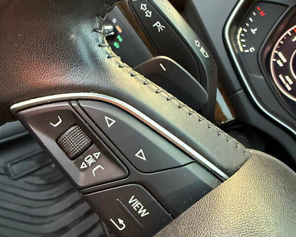 Черный Ауди Ку 5, объемом двигателя 1.98 л и пробегом 113 тыс. км за 27700 $, фото 42 на Automoto.ua