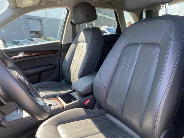 Черный Ауди Ку 5, объемом двигателя 2 л и пробегом 22 тыс. км за 30490 $, фото 26 на Automoto.ua