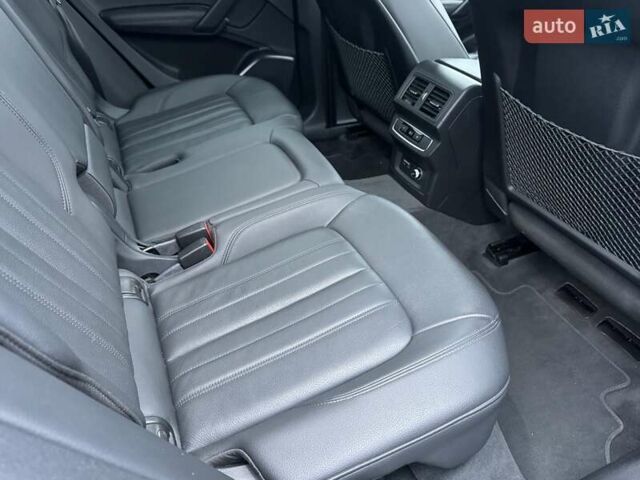 Черный Ауди Ку 5, объемом двигателя 1.98 л и пробегом 86 тыс. км за 28900 $, фото 56 на Automoto.ua