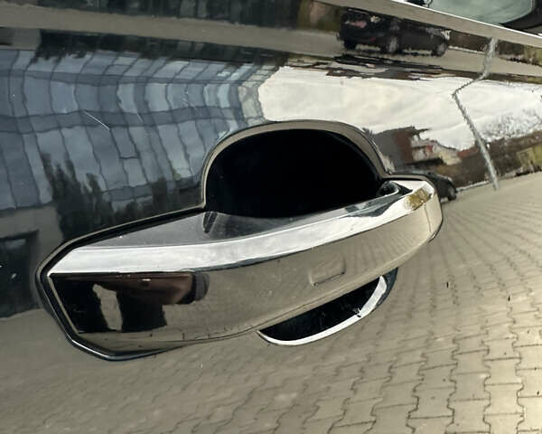 Черный Ауди Ку 5, объемом двигателя 2 л и пробегом 200 тыс. км за 19200 $, фото 25 на Automoto.ua