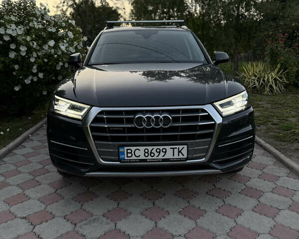 Черный Ауди Ку 5, объемом двигателя 1.98 л и пробегом 102 тыс. км за 26500 $, фото 4 на Automoto.ua