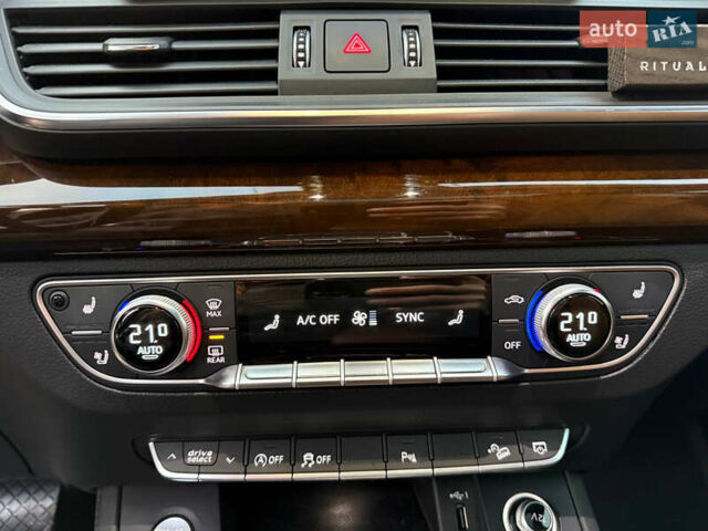 Черный Ауди Ку 5, объемом двигателя 1.98 л и пробегом 113 тыс. км за 27700 $, фото 48 на Automoto.ua