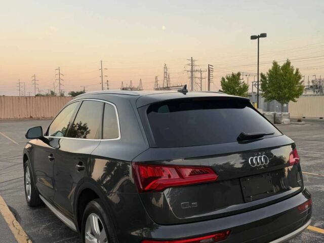 Черный Ауди Ку 5, объемом двигателя 2 л и пробегом 33 тыс. км за 13300 $, фото 4 на Automoto.ua