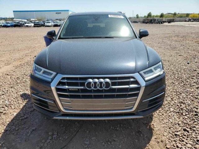 Черный Ауди Ку 5, объемом двигателя 2 л и пробегом 56 тыс. км за 11000 $, фото 2 на Automoto.ua