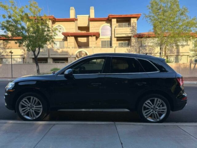 Черный Ауди Ку 5, объемом двигателя 2 л и пробегом 30 тыс. км за 14000 $, фото 2 на Automoto.ua