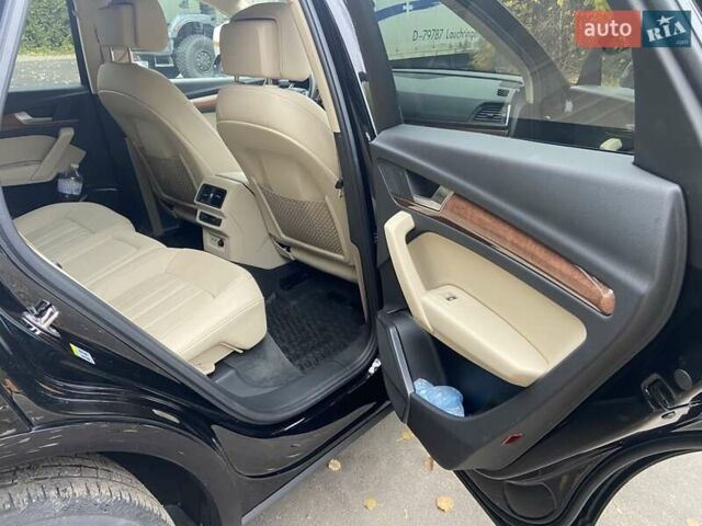 Черный Ауди Ку 5, объемом двигателя 2 л и пробегом 87 тыс. км за 30500 $, фото 3 на Automoto.ua