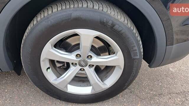 Чорний Ауді Ку 5, об'ємом двигуна 3 л та пробігом 181 тис. км за 33999 $, фото 26 на Automoto.ua