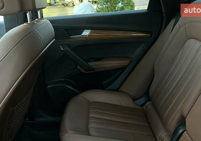 Чорний Ауді Ку 5, об'ємом двигуна 1.98 л та пробігом 103 тис. км за 31900 $, фото 30 на Automoto.ua