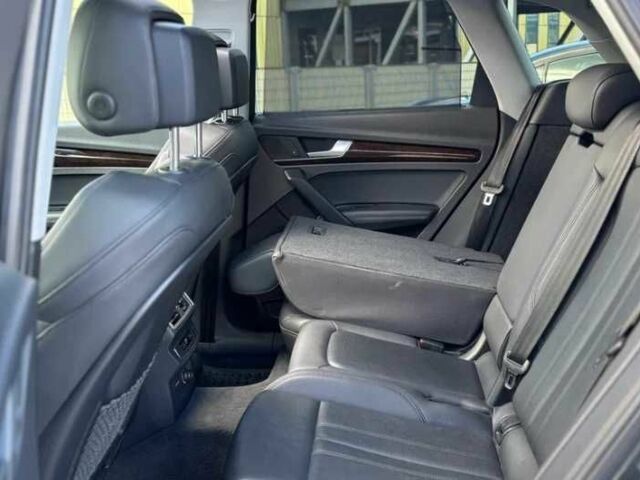 Чорний Ауді Ку 5, об'ємом двигуна 0 л та пробігом 76 тис. км за 24500 $, фото 7 на Automoto.ua