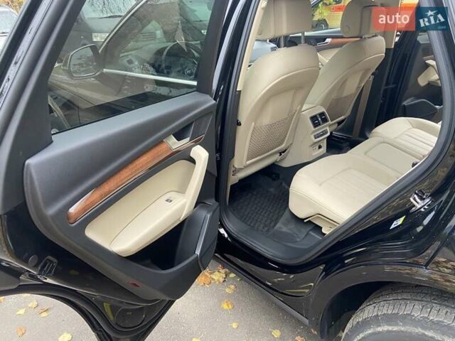 Черный Ауди Ку 5, объемом двигателя 2 л и пробегом 87 тыс. км за 30500 $, фото 6 на Automoto.ua