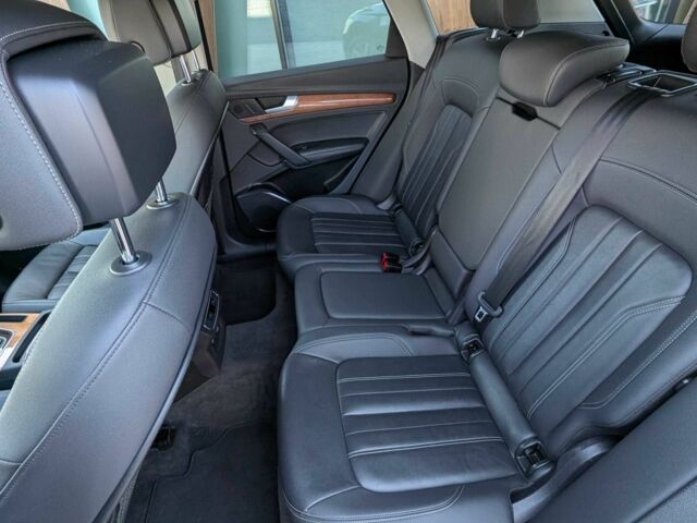 Черный Ауди Ку 5, объемом двигателя 2 л и пробегом 142 тыс. км за 30950 $, фото 16 на Automoto.ua