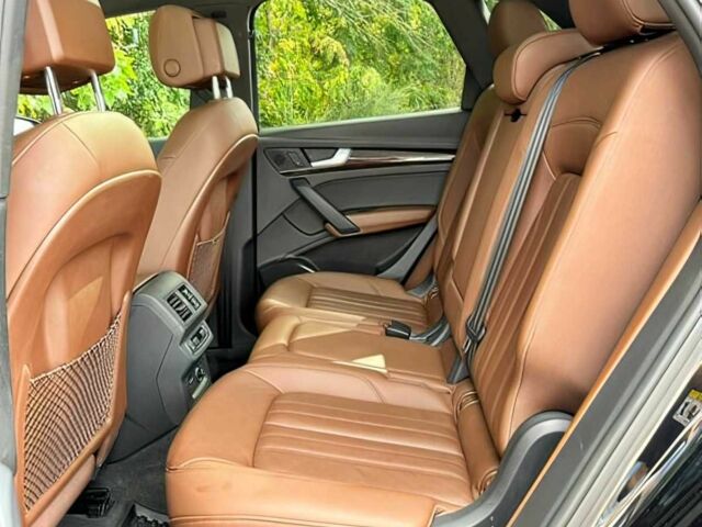 Черный Ауди Ку 5, объемом двигателя 2 л и пробегом 45 тыс. км за 14000 $, фото 12 на Automoto.ua