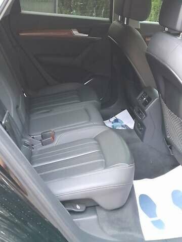 Чорний Ауді Ку 5, об'ємом двигуна 2 л та пробігом 76 тис. км за 28099 $, фото 42 на Automoto.ua