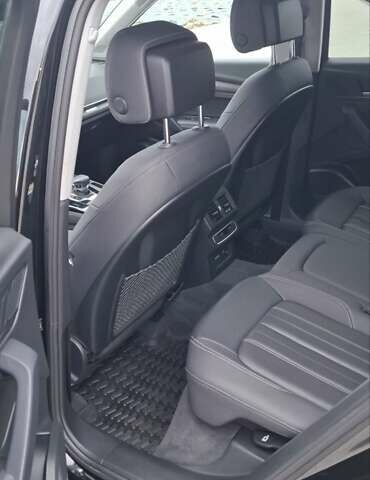 Черный Ауди Ку 5, объемом двигателя 1.98 л и пробегом 42 тыс. км за 41000 $, фото 16 на Automoto.ua