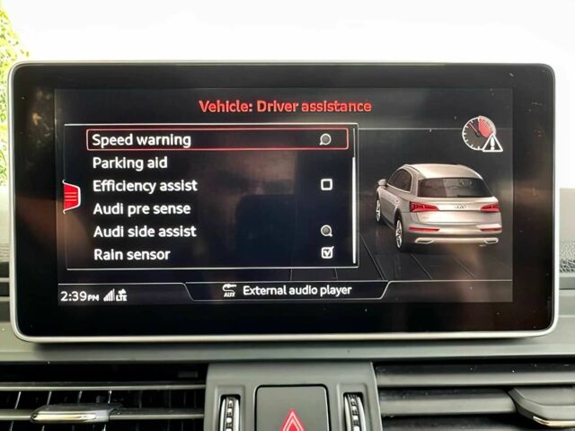 Черный Ауди Ку 5, объемом двигателя 2 л и пробегом 45 тыс. км за 14000 $, фото 10 на Automoto.ua