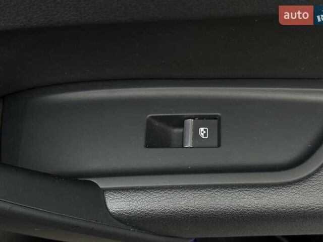 Черный Ауди Ку 5, объемом двигателя 1.98 л и пробегом 118 тыс. км за 27900 $, фото 73 на Automoto.ua