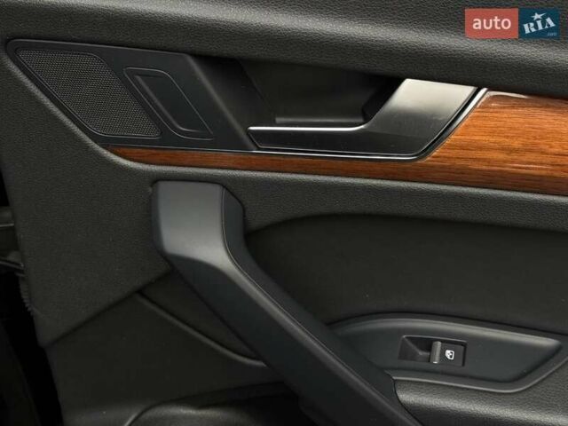 Черный Ауди Ку 5, объемом двигателя 1.98 л и пробегом 118 тыс. км за 27900 $, фото 64 на Automoto.ua