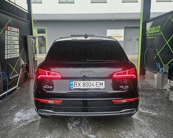 Черный Ауди Ку 5, объемом двигателя 1.97 л и пробегом 110 тыс. км за 40500 $, фото 4 на Automoto.ua