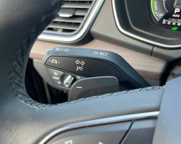 Чорний Ауді Ку 5, об'ємом двигуна 1.98 л та пробігом 42 тис. км за 38500 $, фото 21 на Automoto.ua