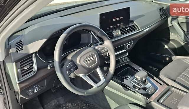 Черный Ауди Ку 5, объемом двигателя 1.98 л и пробегом 42 тыс. км за 41000 $, фото 10 на Automoto.ua