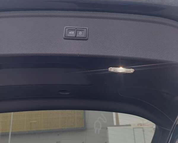 Черный Ауди Ку 5, объемом двигателя 1.98 л и пробегом 92 тыс. км за 40500 $, фото 21 на Automoto.ua