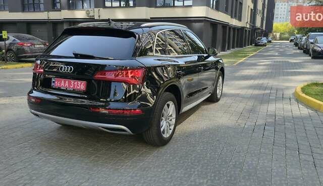 Чорний Ауді Ку 5, об'ємом двигуна 2 л та пробігом 81 тис. км за 27300 $, фото 7 на Automoto.ua