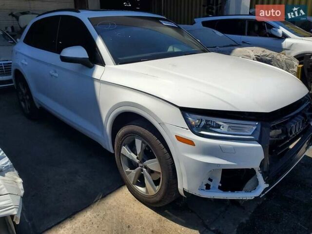 Чорний Ауді Ку 5, об'ємом двигуна 1.98 л та пробігом 69 тис. км за 23800 $, фото 4 на Automoto.ua