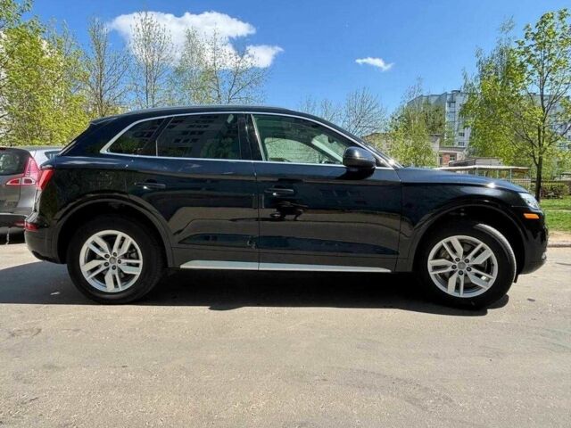 Ауди Ку 5 2020 в Одессе на Automoto.ua Черный Ауди Ку 5, объемом двигателя 2 л и пробегом 80 тыс. км за 20000 $, фото 3 на Automoto.ua