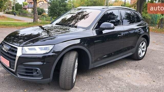 Чорний Ауді Ку 5, об'ємом двигуна 3 л та пробігом 181 тис. км за 33999 $, фото 1 на Automoto.ua