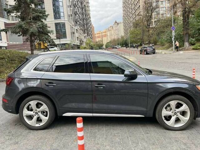 Черный Ауди Ку 5, объемом двигателя 2 л и пробегом 112 тыс. км за 29500 $, фото 5 на Automoto.ua