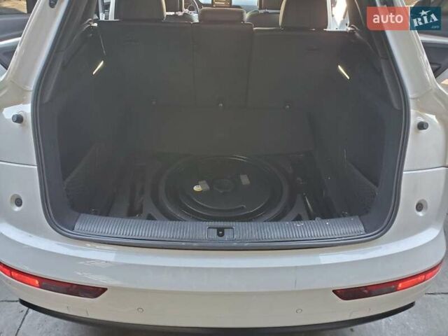 Чорний Ауді Ку 5, об'ємом двигуна 1.98 л та пробігом 69 тис. км за 23800 $, фото 11 на Automoto.ua