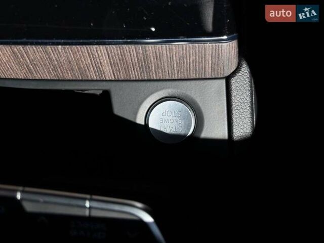 Черный Ауди Ку 5, объемом двигателя 1.98 л и пробегом 49 тыс. км за 46990 $, фото 25 на Automoto.ua