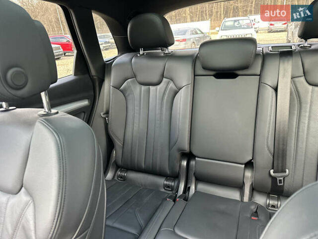 Черный Ауди Ку 5, объемом двигателя 2 л и пробегом 24 тыс. км за 31999 $, фото 15 на Automoto.ua