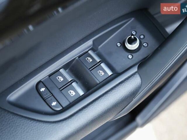 Черный Ауди Ку 5, объемом двигателя 1.98 л и пробегом 92 тыс. км за 36000 $, фото 29 на Automoto.ua