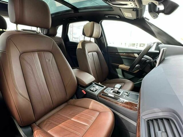 Черный Ауди Ку 5, объемом двигателя 2 л и пробегом 45 тыс. км за 14000 $, фото 11 на Automoto.ua