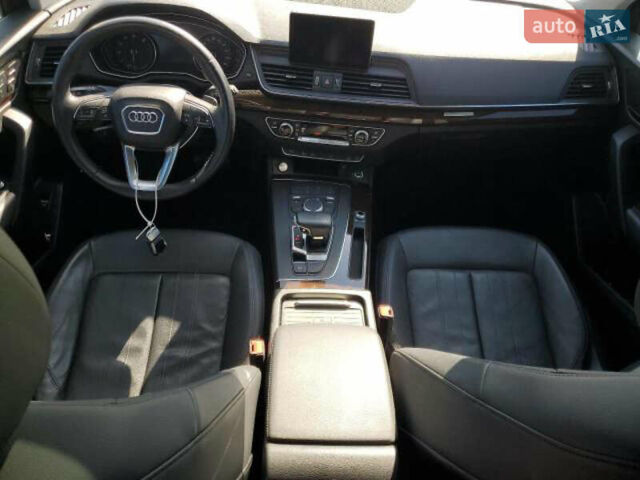 Чорний Ауді Ку 5, об'ємом двигуна 1.98 л та пробігом 104 тис. км за 18000 $, фото 10 на Automoto.ua