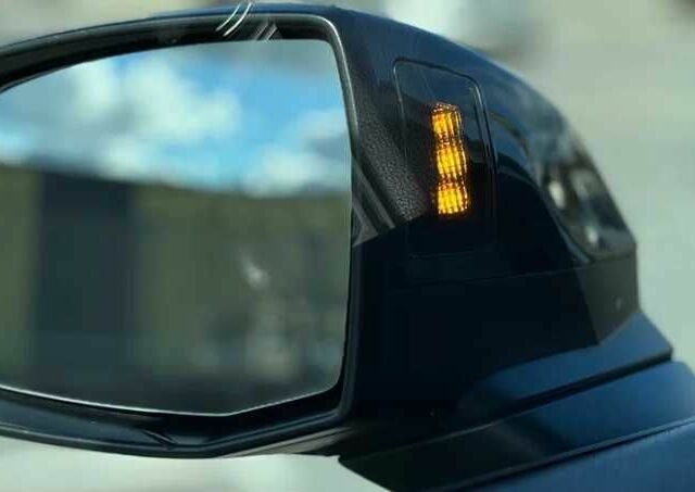 Чорний Ауді Ку 5, об'ємом двигуна 0 л та пробігом 76 тис. км за 24500 $, фото 8 на Automoto.ua