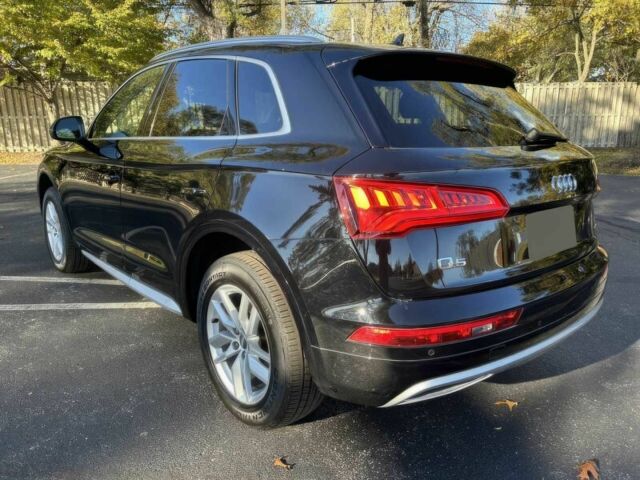 Черный Ауди Ку 5, объемом двигателя 2 л и пробегом 49 тыс. км за 21500 $, фото 5 на Automoto.ua