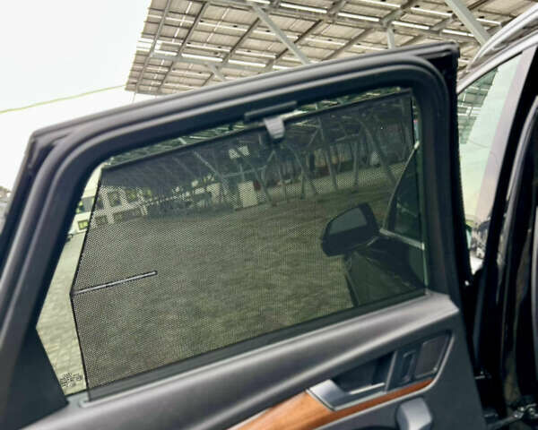 Черный Ауди Ку 5, объемом двигателя 1.98 л и пробегом 76 тыс. км за 35300 $, фото 45 на Automoto.ua