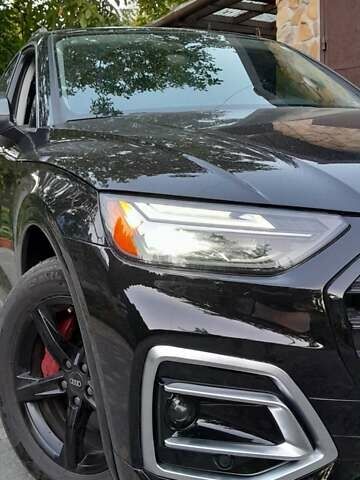 Чорний Ауді Ку 5, об'ємом двигуна 2 л та пробігом 76 тис. км за 28099 $, фото 16 на Automoto.ua