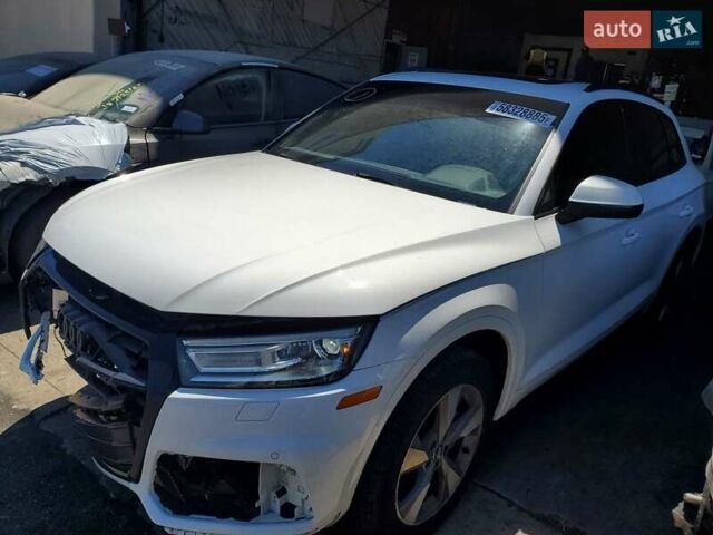 Чорний Ауді Ку 5, об'ємом двигуна 1.98 л та пробігом 69 тис. км за 23800 $, фото 3 на Automoto.ua