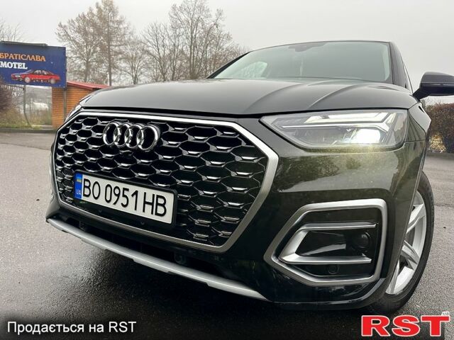 Чорний Ауді Ку 5, об'ємом двигуна 2 л та пробігом 71 тис. км за 27500 $, фото 2 на Automoto.ua